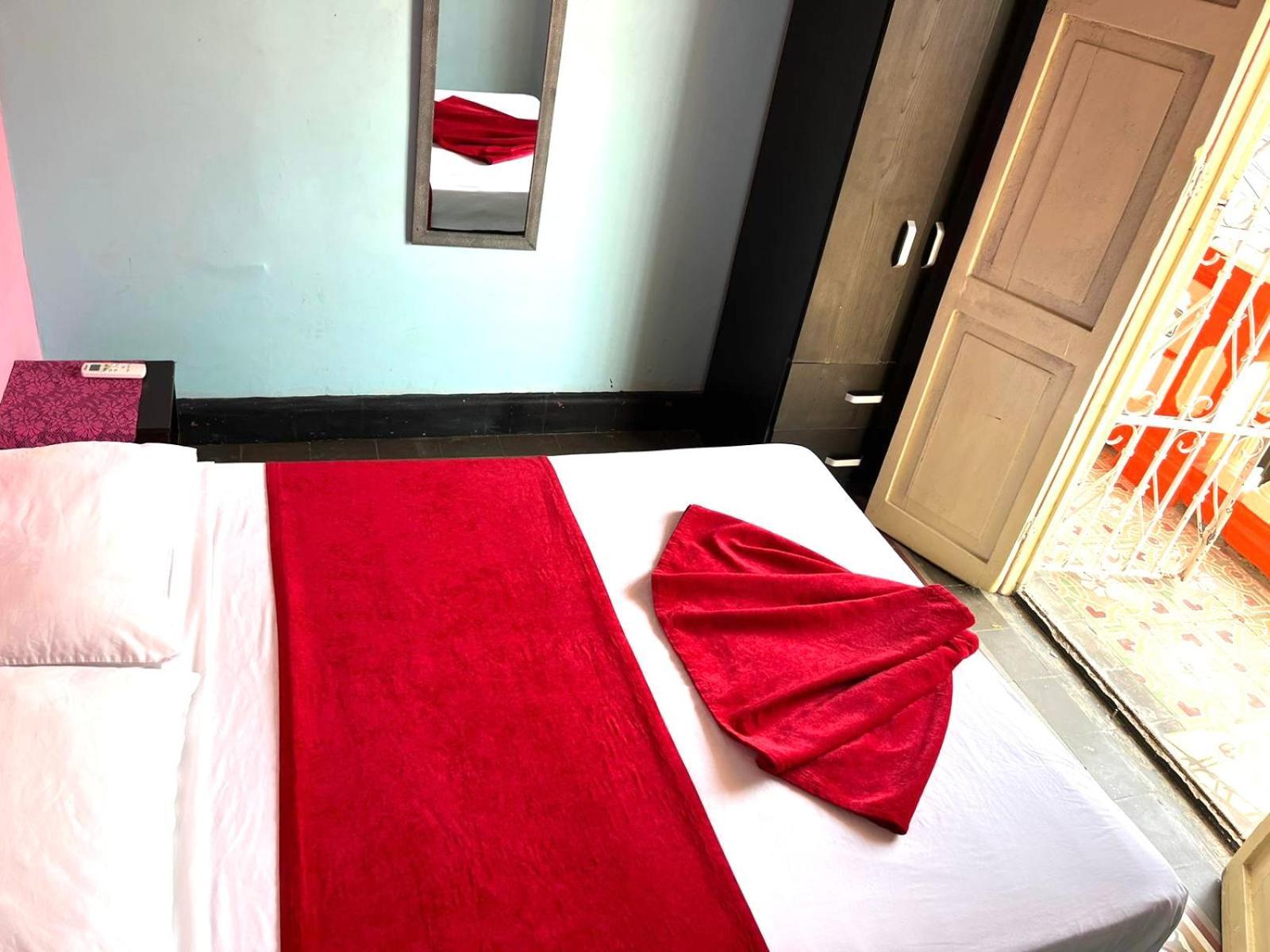 La Viduka Hostel Cartagena Exteriör bild