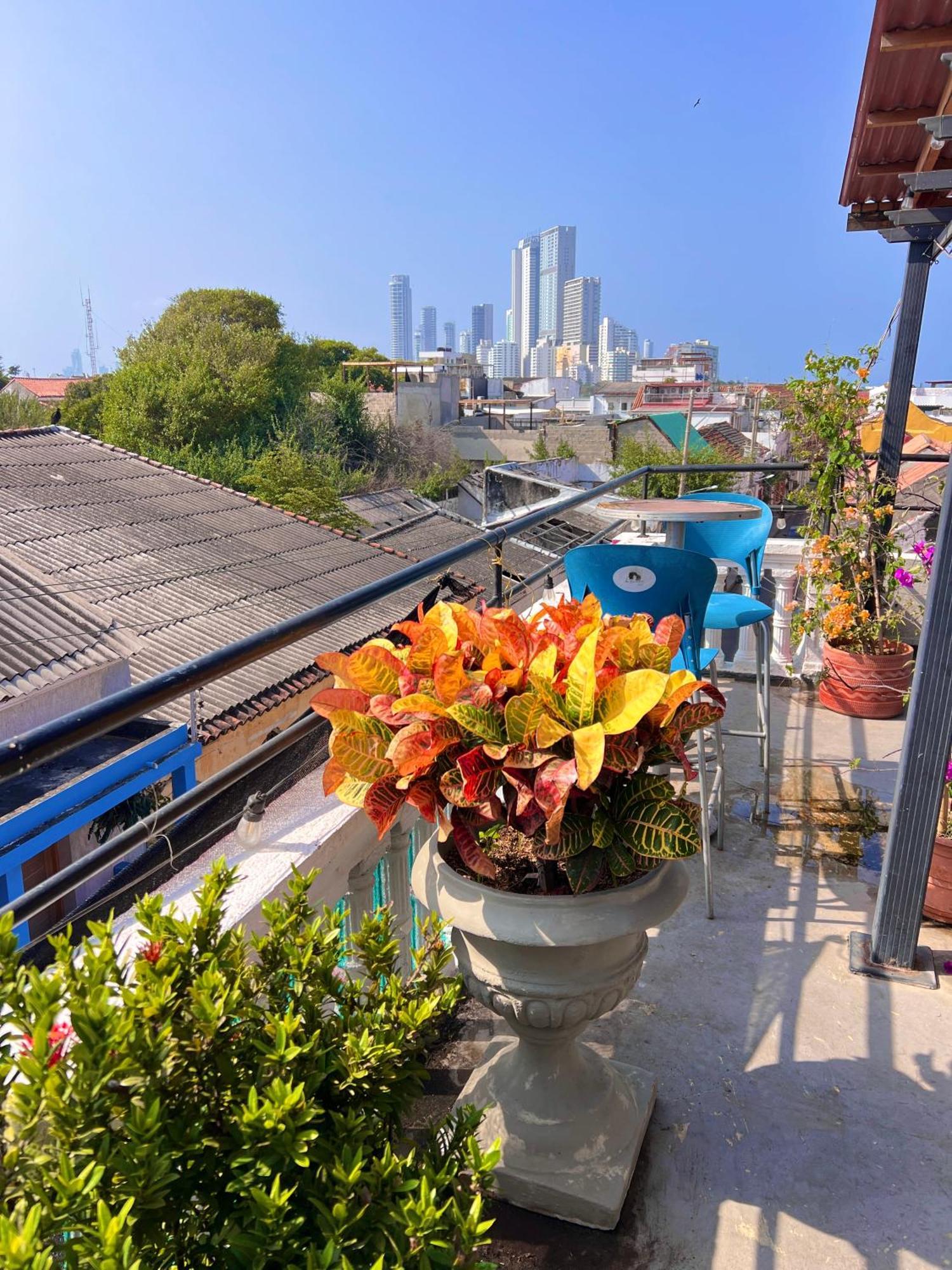 La Viduka Hostel Cartagena Exteriör bild